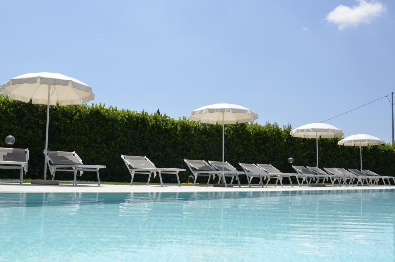 Agriturismo La Pisana ภายนอก รูปภาพ
